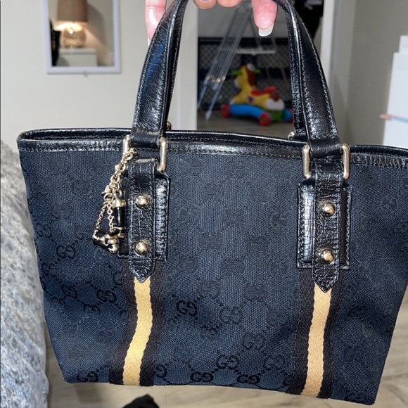 Authentique Gucci purse.  Canvas. Black with taupe stripe. - Picture 2 of 14